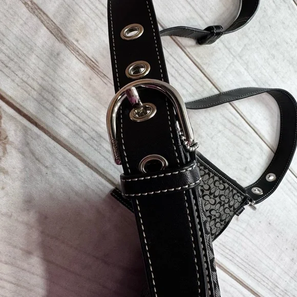 Coach Black & Gray Signature Jacquard Crossbody Shoulder Bag F10944 Vintage 2007 - Picture 6 of 13